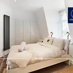 Last-Minute Deals L Flat 8 L Reserve Now L Summer Stay L Sleeps Up To 4 L Business Family Live London Short Lets & Serviced Accommodation